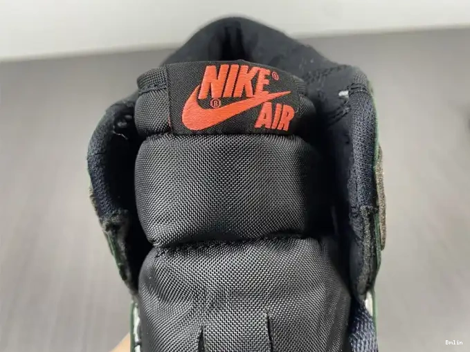 Boostmaster lin Jordan DH3097-001 1 High Air OG Crafted Hand 0610